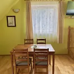 W Dolinie Modrzewi Kamienna Gora