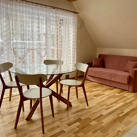 W Dolinie Modrzewi Apartman Kamienna Góra