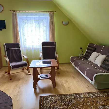 W Dolinie Modrzewi Appartement *